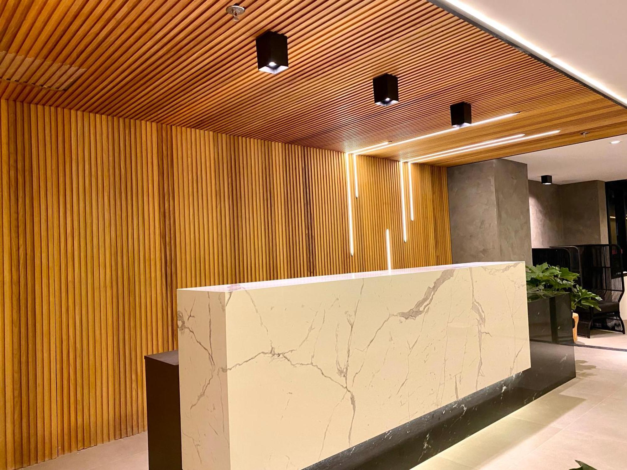 Kastel Petropolis Hotel Екстериор снимка