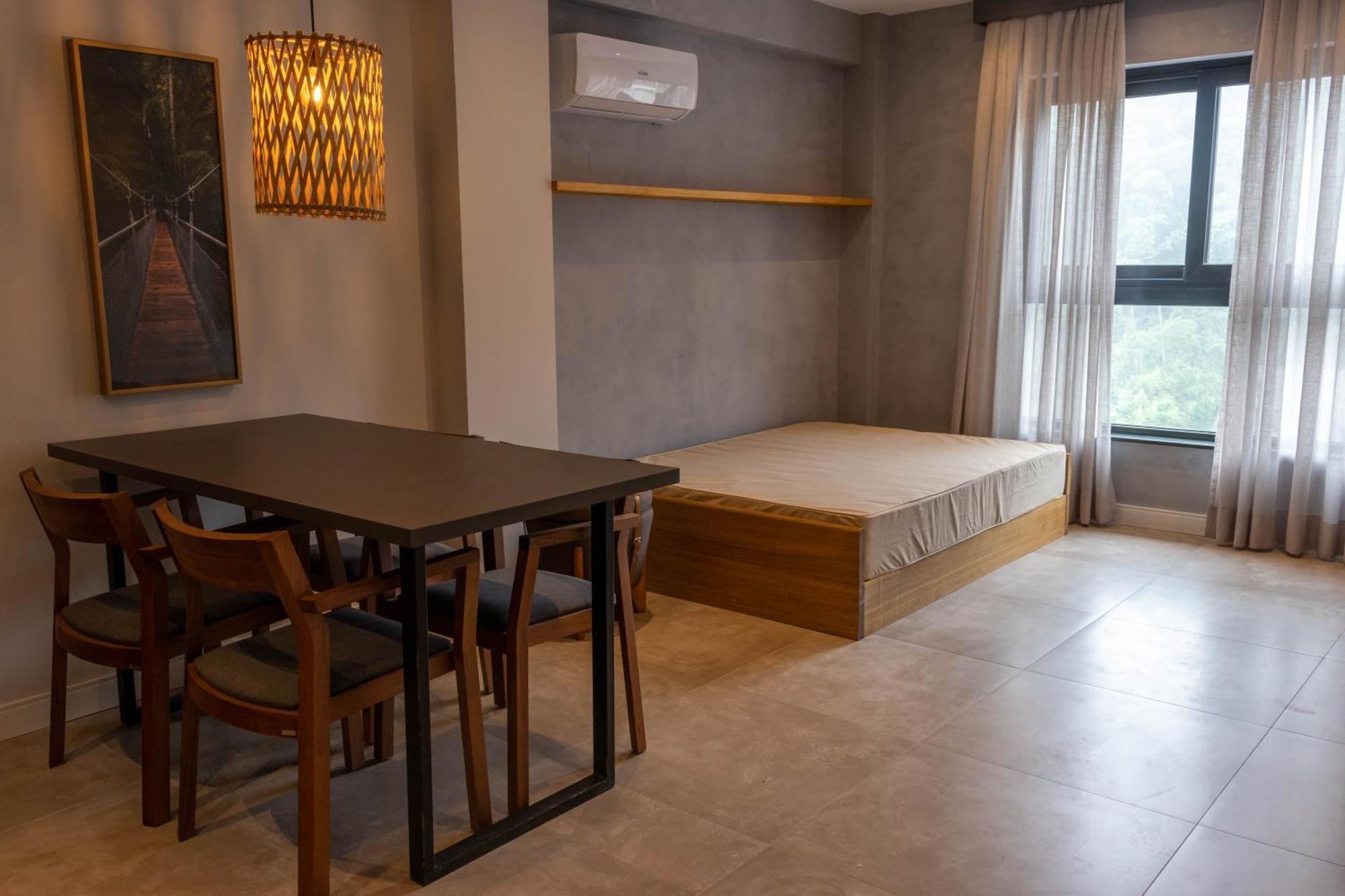 Kastel Petropolis Hotel Екстериор снимка
