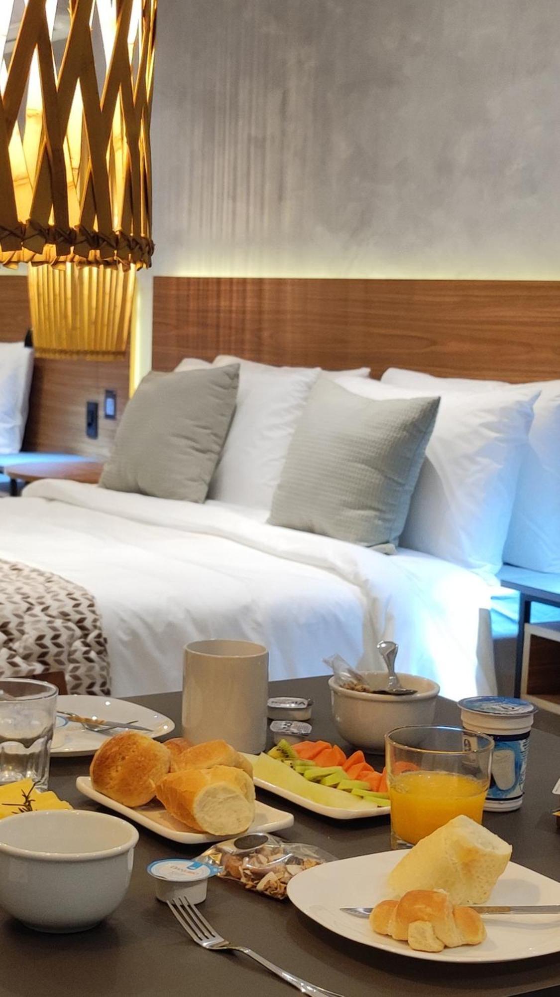 Kastel Petropolis Hotel Екстериор снимка